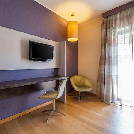 Rome Airport Hotel 4*