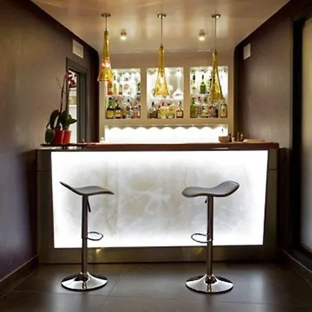 Rome Airport 4* فيوميتشينو
