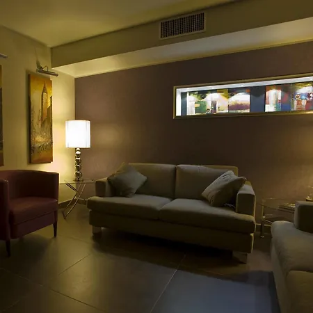 Hotel Rome Airport 4*