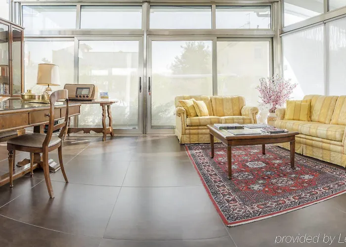 Rome Airport Hotel 4*